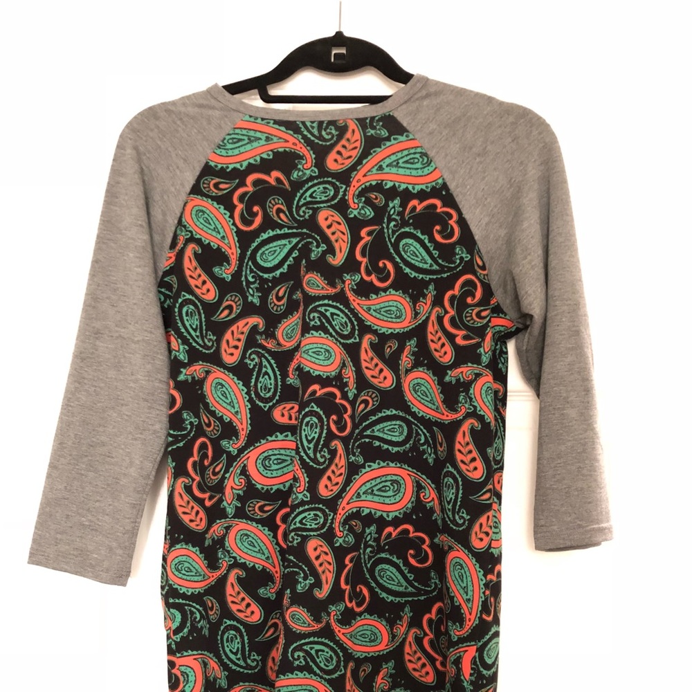 Lularoe xs patterned randy. NWOT